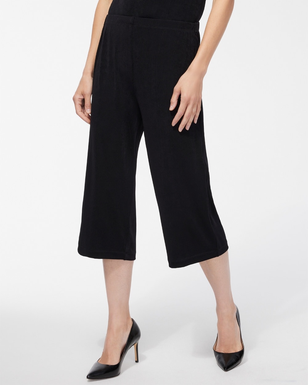 Chico's Pants | Travelers Classic Meredith Crops Black