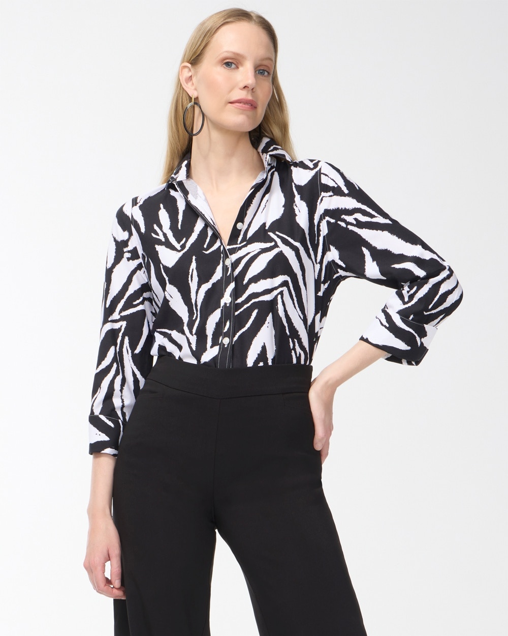 Chico's | No Iron Stretch Zebra 3/4 Sleeve Shirt Black/Optic White